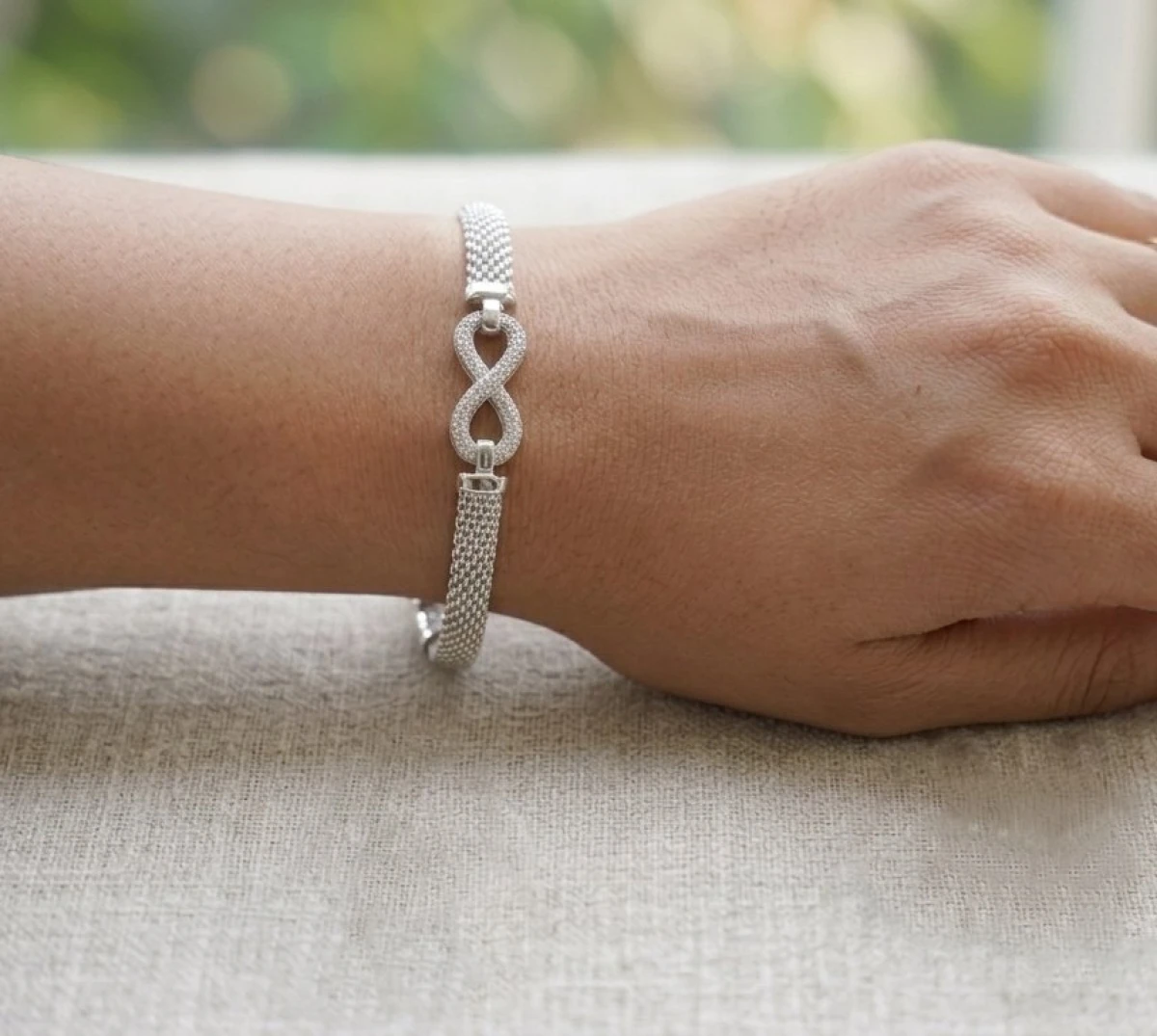Sterling Silver Cubic Zirconia Infinity Mesh Bracelet