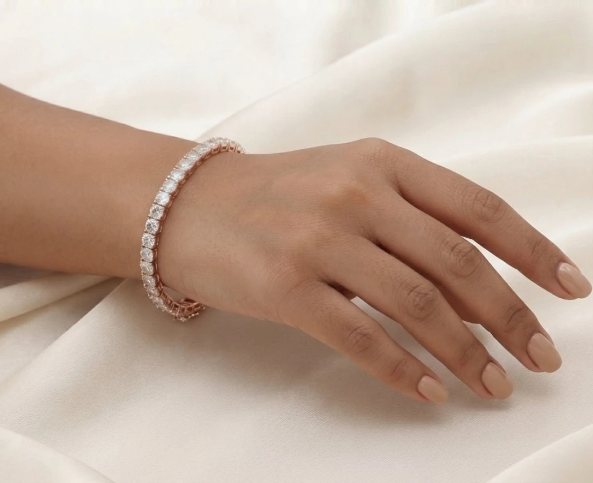 Classic Single-Row Diamond Tennis Bracelet in Rose Gold