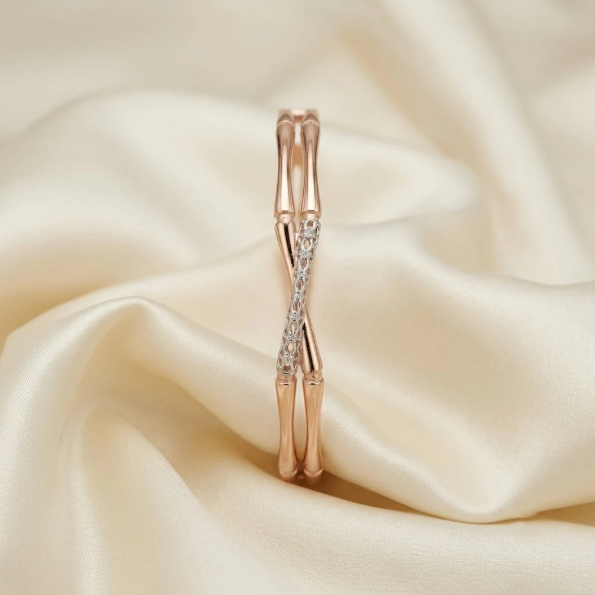 Elegant Bamboo-Style Crossover Rose Gold Bangle