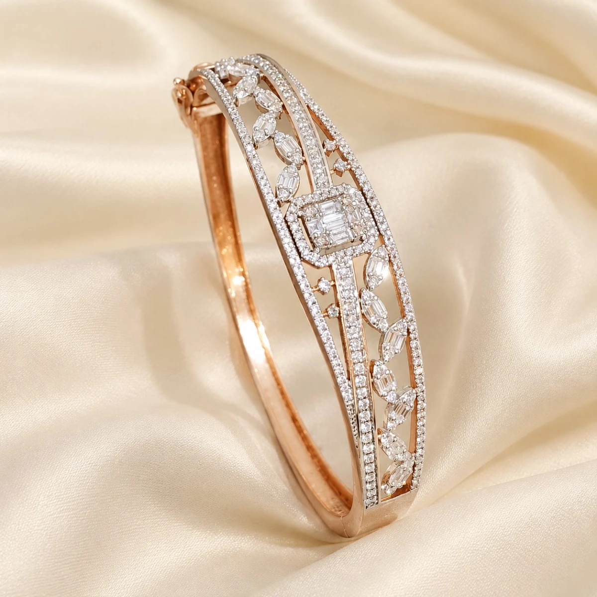 Lace-Pattern Diamond Rose Gold Kada