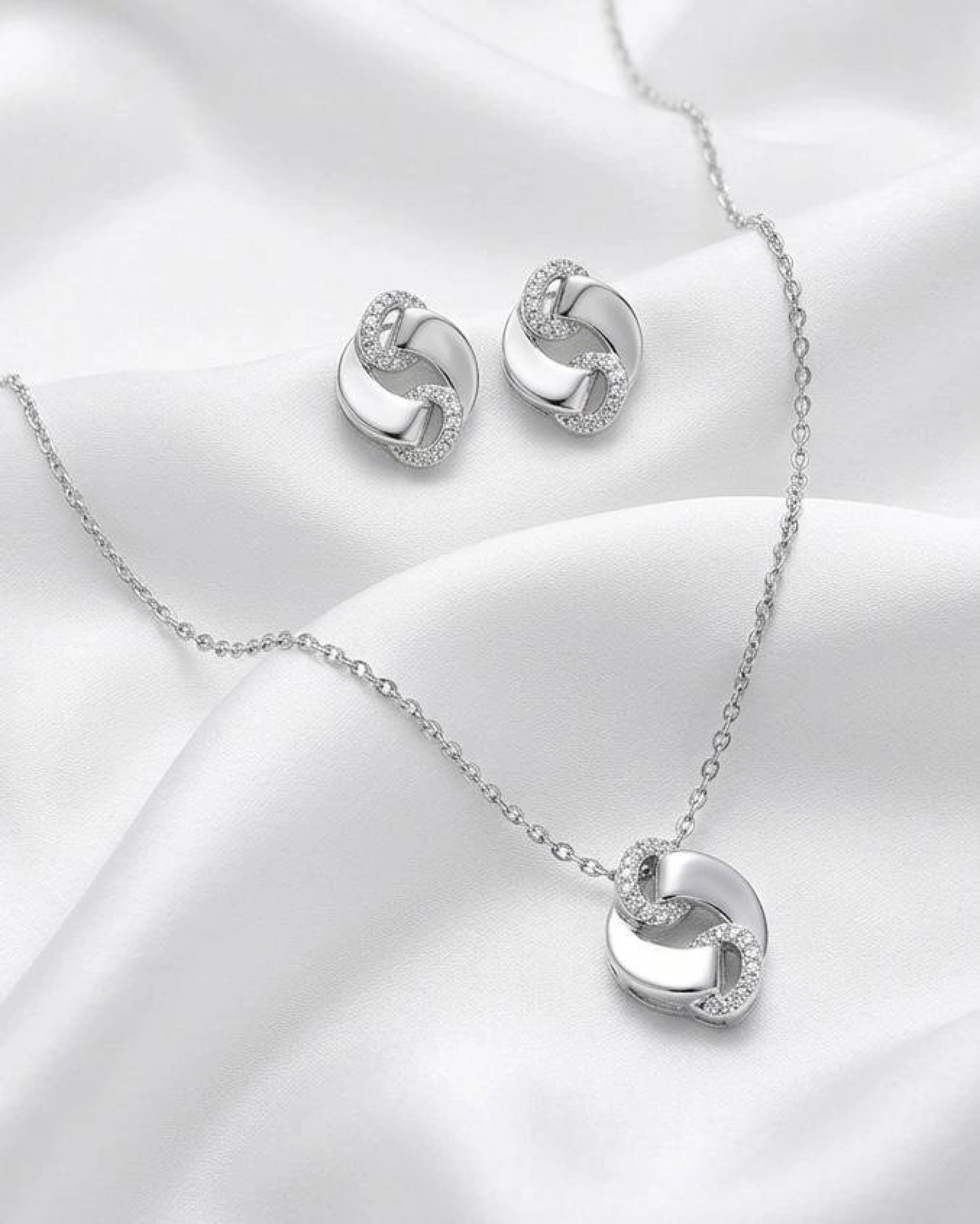 Silver Interlocking Knot & Pavé Jewelry Set