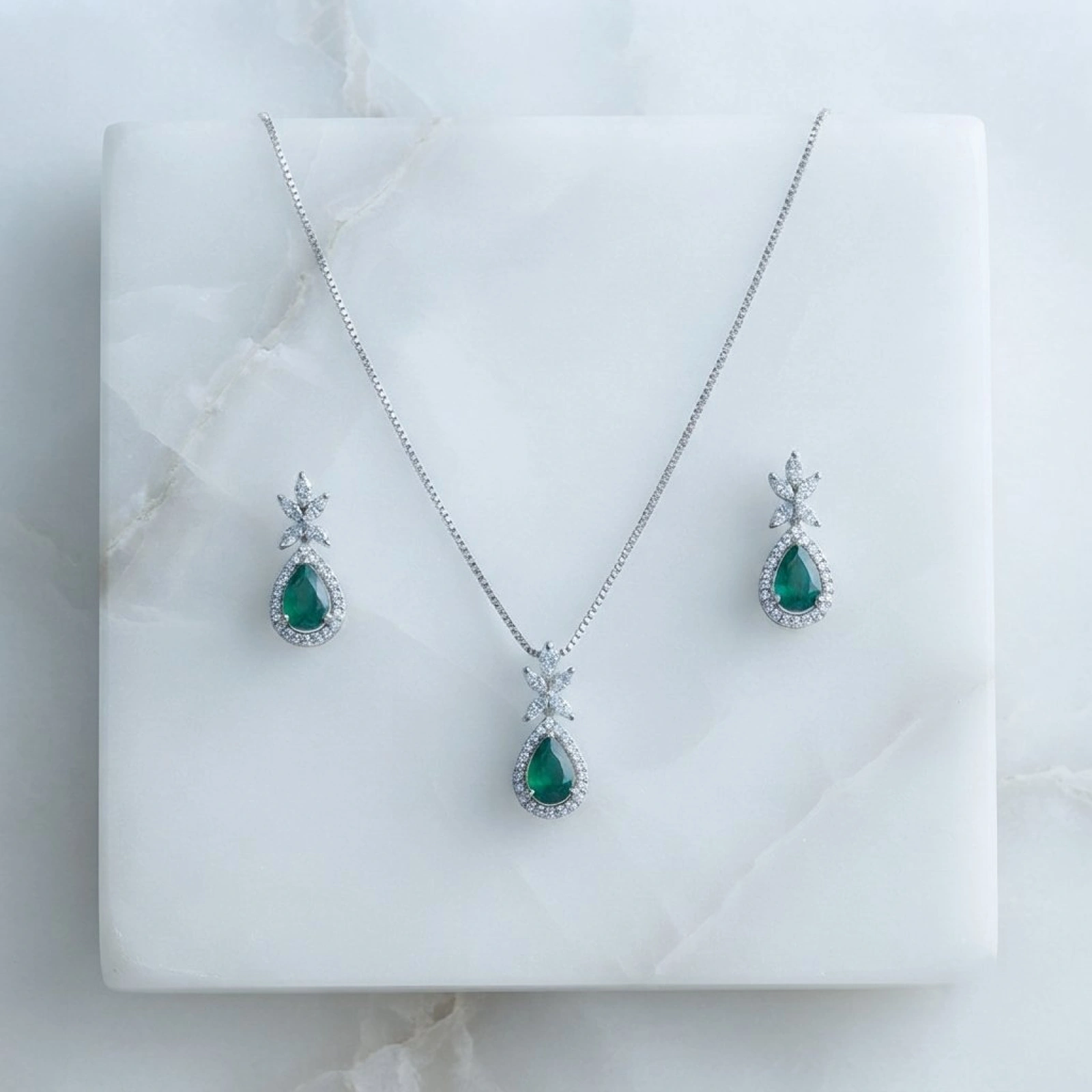 Emerald Teardrop Silver Half Set
