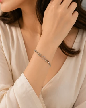 Regal Silver Chain Bracelet Main View