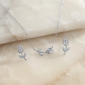 Silver Floral Tulip Half Set Main View