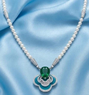 Emerald and Pearl Statement Necklace Main View