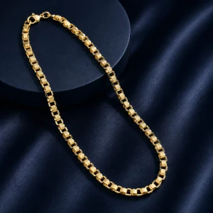 Gold Men’s Classic Link Chain Main View