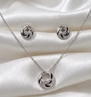 Swirl Elegance Silver Jewelry Set Main View