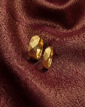 Textured Gold Unisex Couple Rings Set Main View