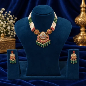 Antique Gold Pearl & Emerald Necklace Set Main View