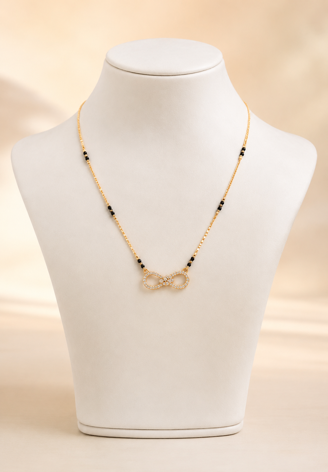 Exquisite Gold Wati Mangalsutra